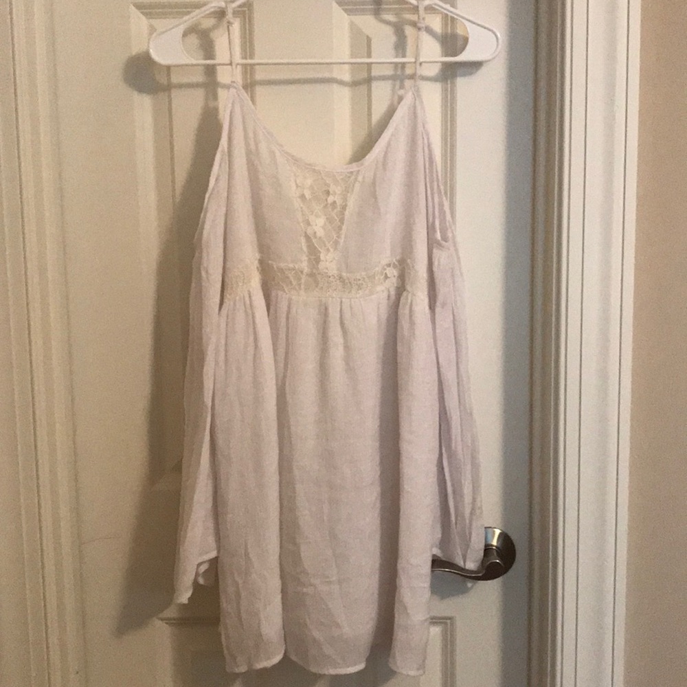💥 SOLD 💥 TOBI white boho top
